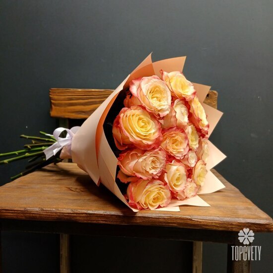 Букет из 15 роз Эквадор 50см