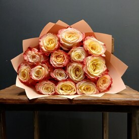 Букет из 15 роз Эквадор 50см