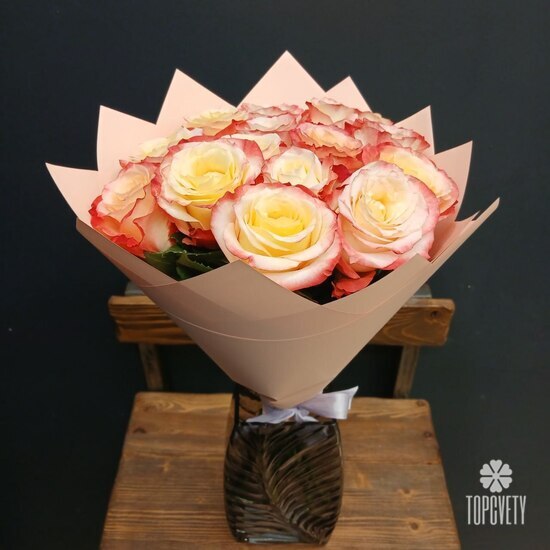 Букет из 15 роз Эквадор 50см