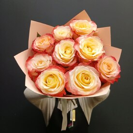 Букет из 9 роз Эквадор 50см