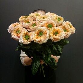 Букет из 15 роз Грин Ай 50см