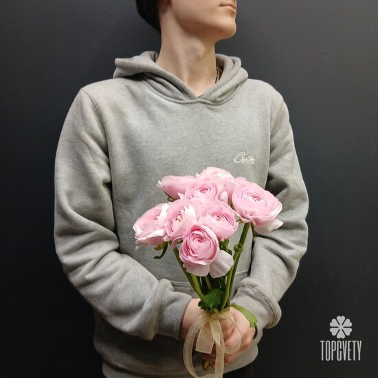 Букет из 9 ранункулюсов 