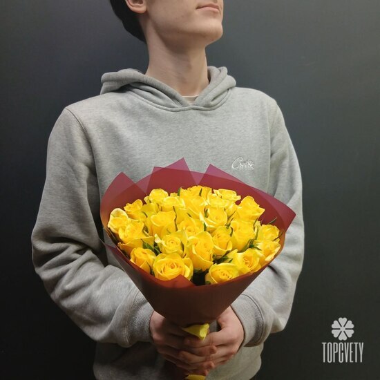 Букет из 25 желтых роз 40см