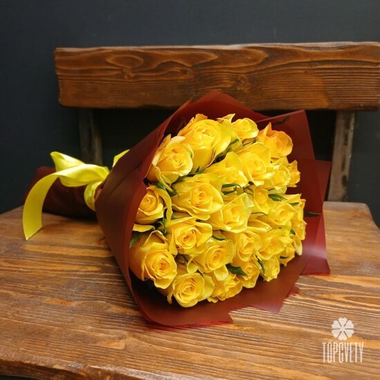 Букет из 25 желтых роз 40см