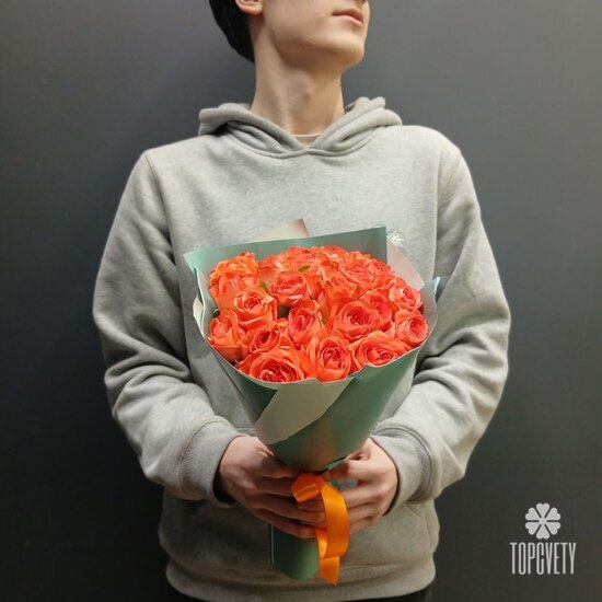 Букет из 25 оранжевых роз 40см