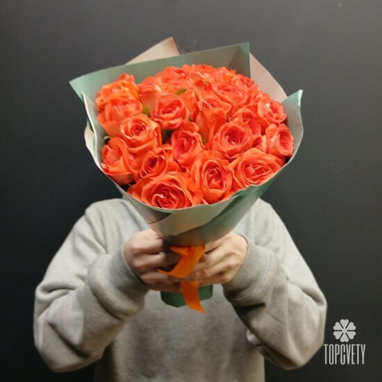 Букет из 25 оранжевых роз 40см
