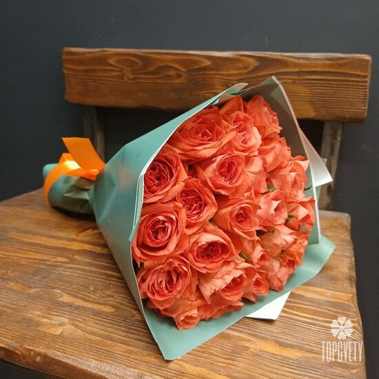 Букет из 25 оранжевых роз 40см