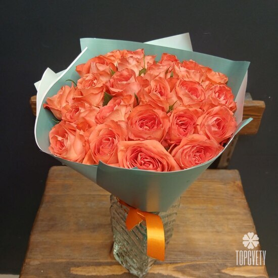 Букет из 25 оранжевых роз 40см