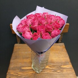 Букет из 25 розовых роз 40см