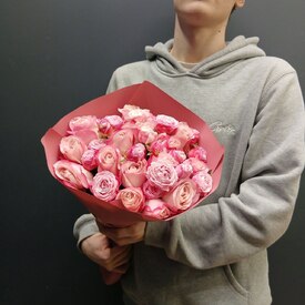 Букет из 15 розовых роз 50см