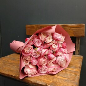 Букет из 15 розовых роз 50см