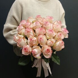 Букет из 25 розовых роз 40см