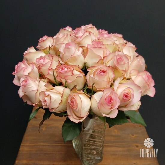 Букет из 25 розовых роз 40см