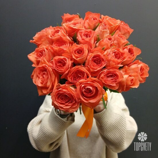 Букет из 25 оранжевых роз 40см