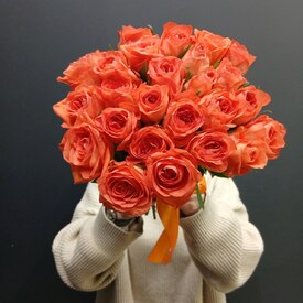 Букет из 25 оранжевых роз 40см