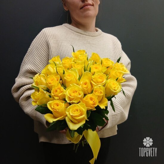 Букет из 25 желтых роз 40см