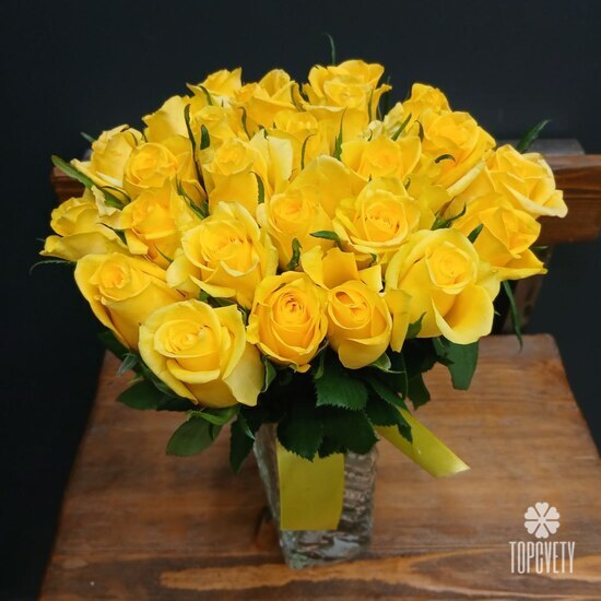 Букет из 25 желтых роз 40см