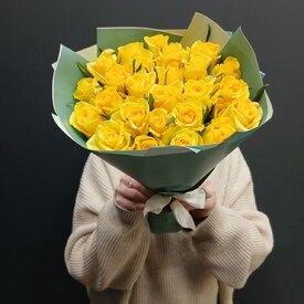 Букет из 25 желтых роз 40см