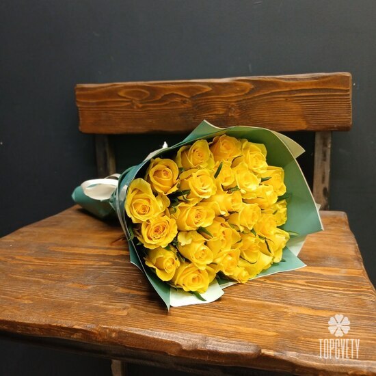 Букет из 25 желтых роз 40см