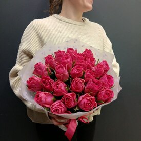 Букет из 25 розовых роз 40см