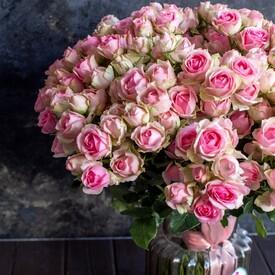 Букет из 51 кустовой пионовидной розы 60см