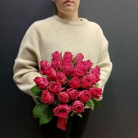 Букет из 25 розовых роз 40см