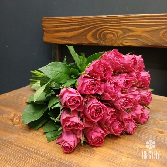 Букет из 25 розовых роз 40см