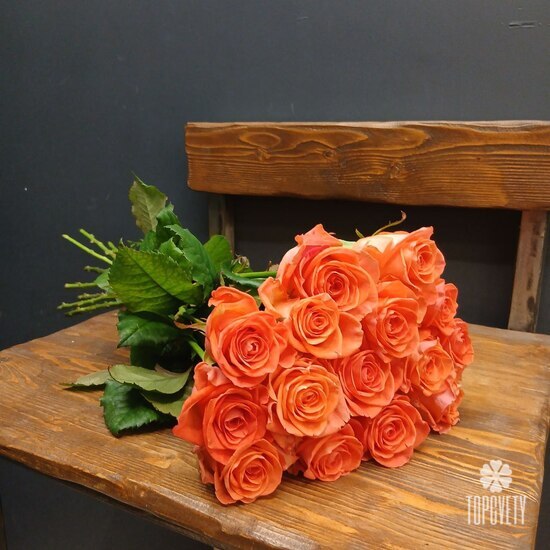Букет из 15 оранжевых роз 60см 