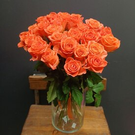 Букет из 25 оранжевых роз 60см