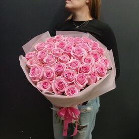 Букет из 35 розовых роз 60см