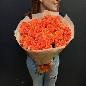 Букет из 25 оранжевых роз 60см