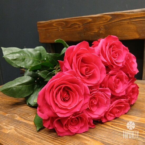 Букет из 9 розовых роз Эквадор 50см