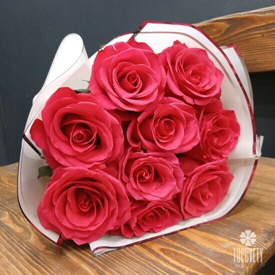 Букет из 9 розовых роз Эквадор 50см