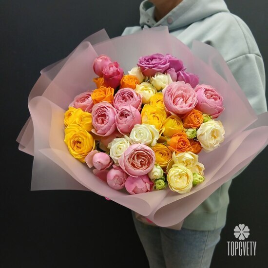 Букет из 15 кустовых пионовидных роз 50см