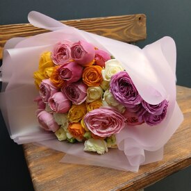 Букет из 15 кустовых пионовидных роз 50см