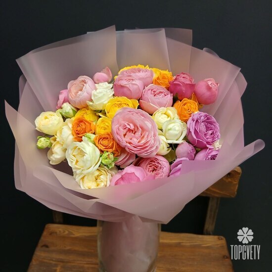 Букет из 15 кустовых пионовидных роз 50см
