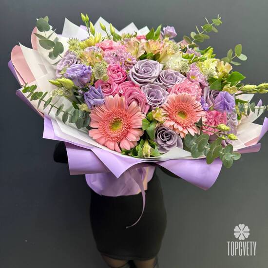 Букет из гербер, роз и эустомы Небесная лагуна 