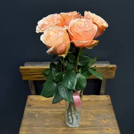 Букет из 5 пионовидных роз Кахала 60см 