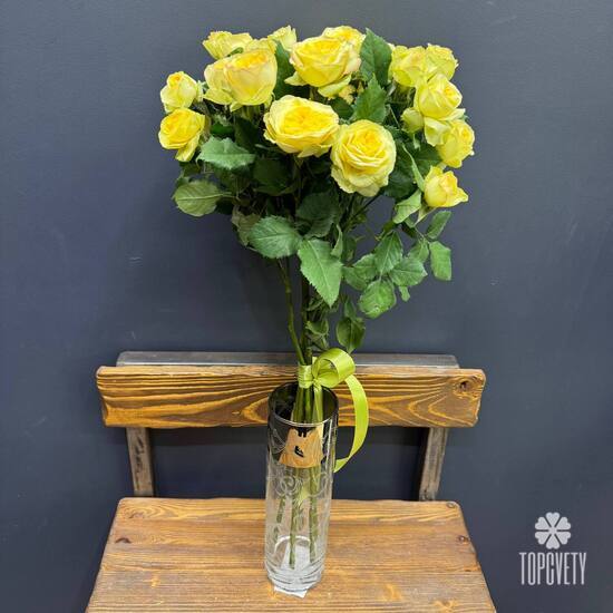 Букет из 5 жёлтых кустовых пионовидных роз 50см