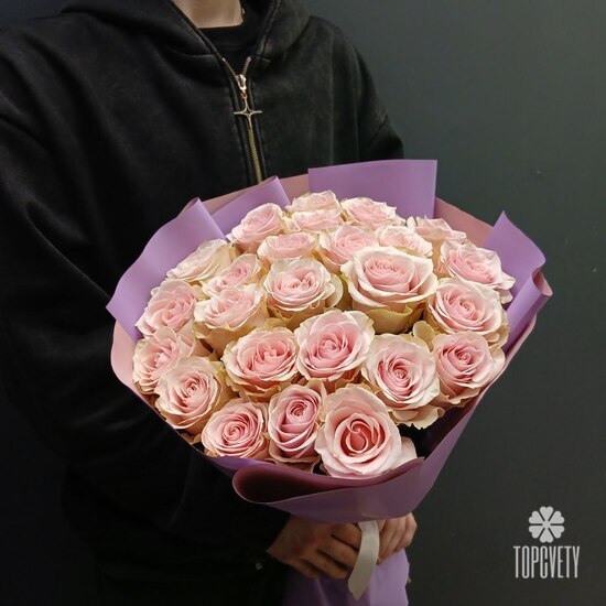 Букет из 25 розовых роз Кения 50см