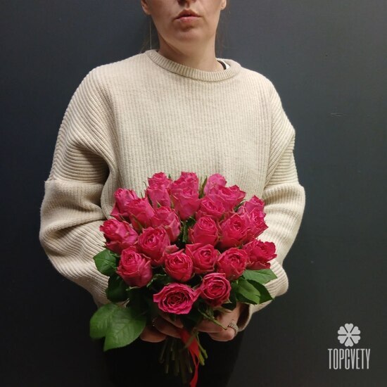 Букет из 25 розовых роз Кения 40см