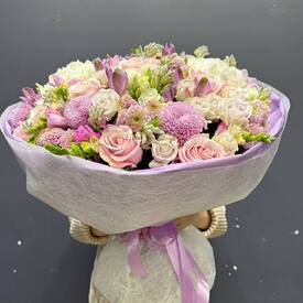 Букет из роз, гортензии и эустомы Лавандовый сон 