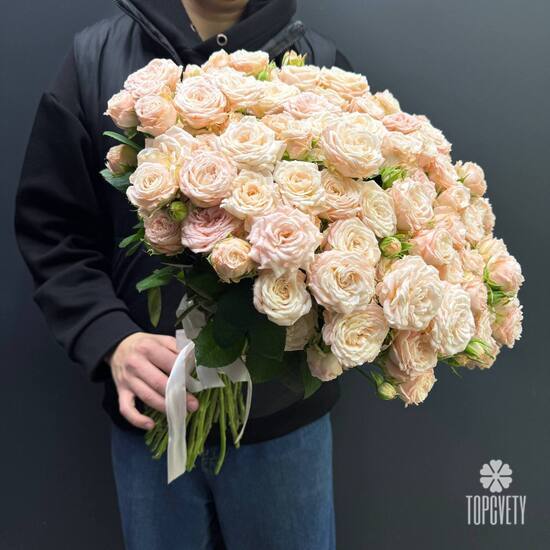 Букет из 35 розовых кустовых пионовидных роз 50см