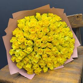 Букет из 101 желтой розы 40см