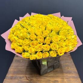 Букет из 101 желтой розы 40см