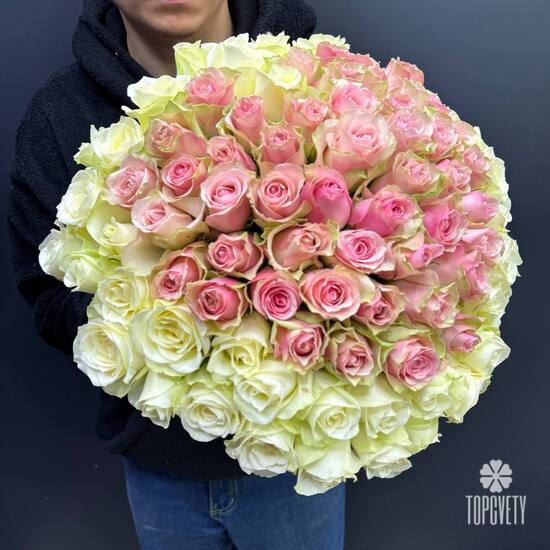 Букет из 101 роз 40см в виде сердца