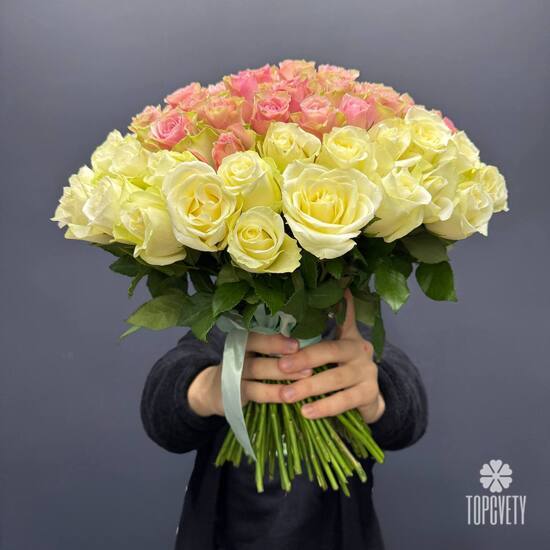 Букет из 101 роз 40см в виде сердца