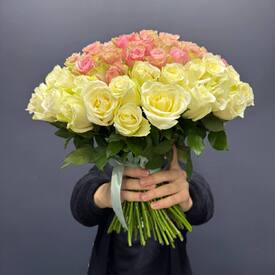 Букет из 101 роз 40см в виде сердца