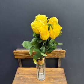 Букет из 5 роз Хай Елоу 50см 