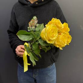 Букет из 7 жёлтых роз 50см Эквадор